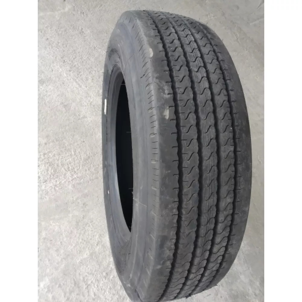 Грузовая шина 255/70 R22,5 Long March LM-120 16PR в Михайловске